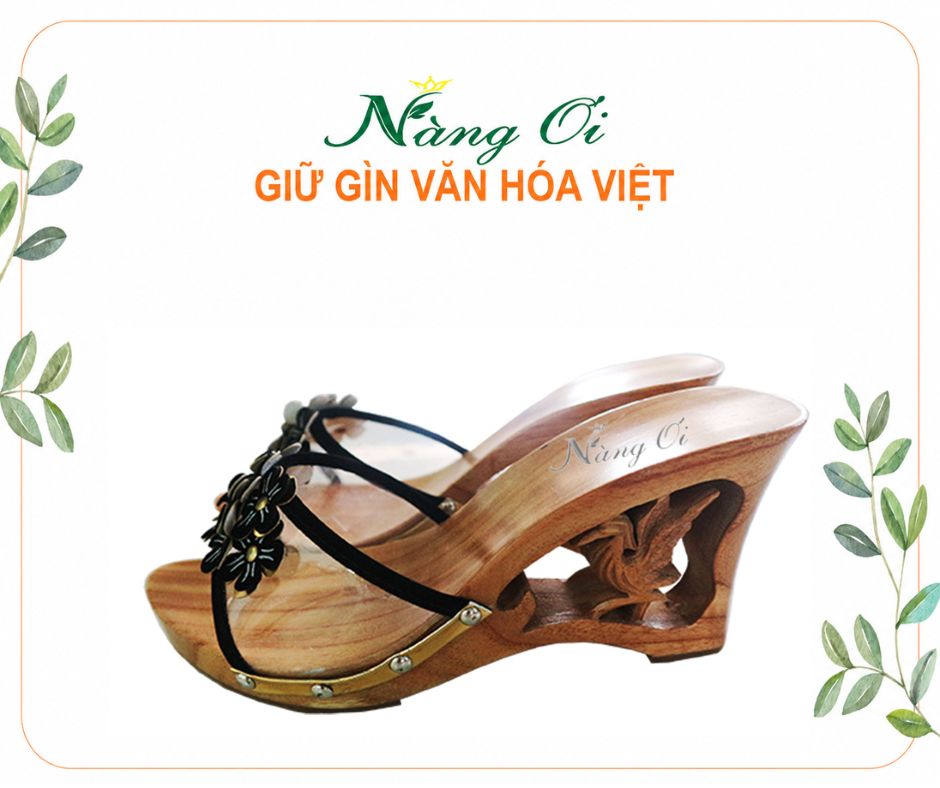 guốc gỗ cao 10cm chạm khắc phượng hoàng tinh xảo